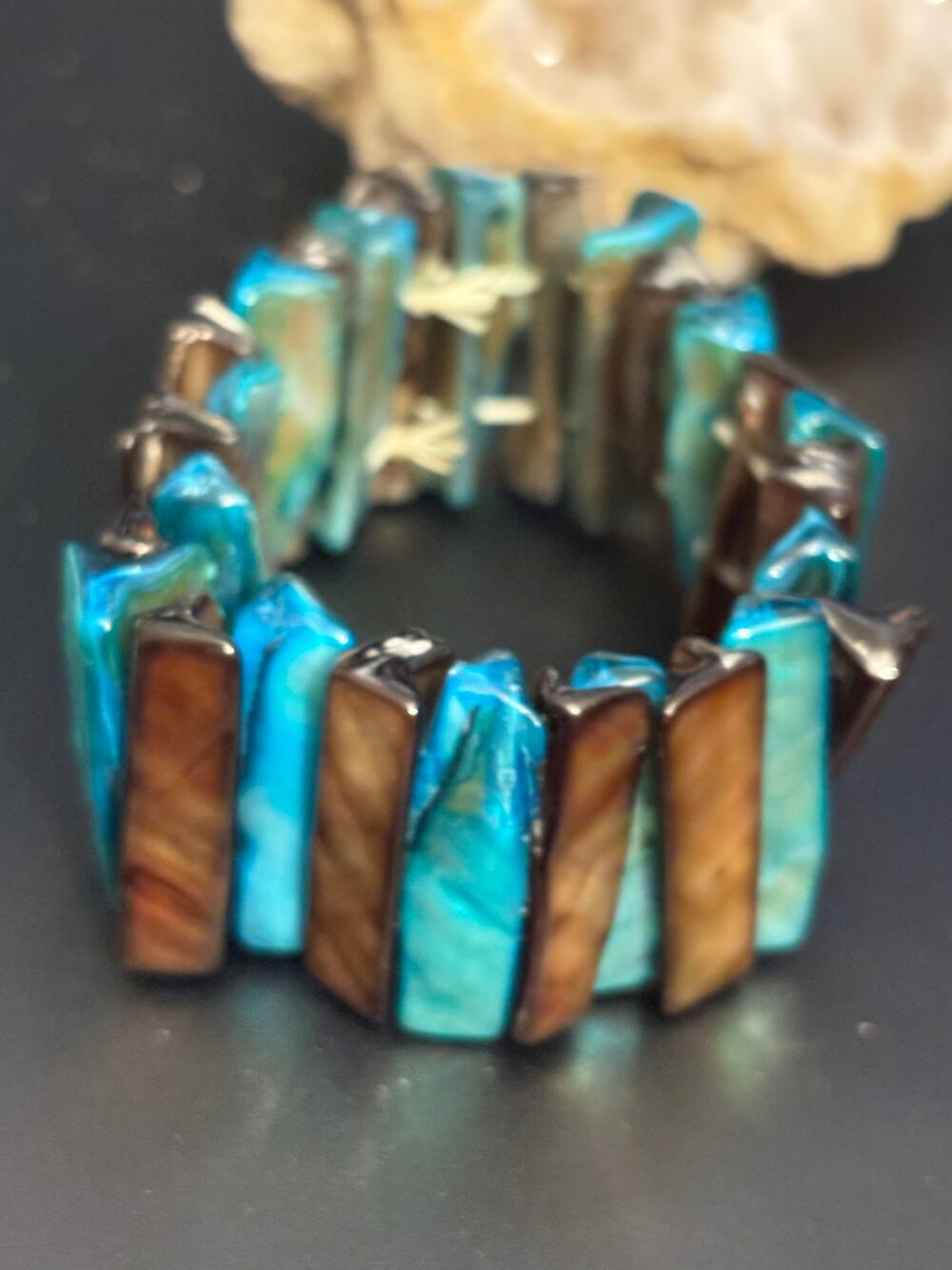 Vintage Dyed Mother of Pearl Stretch Bracelet 6.75”